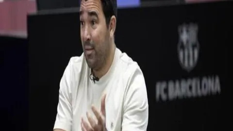 傅园慧蛙泳教学首堂课开讲，达标无忧，但……中国青年报曝料